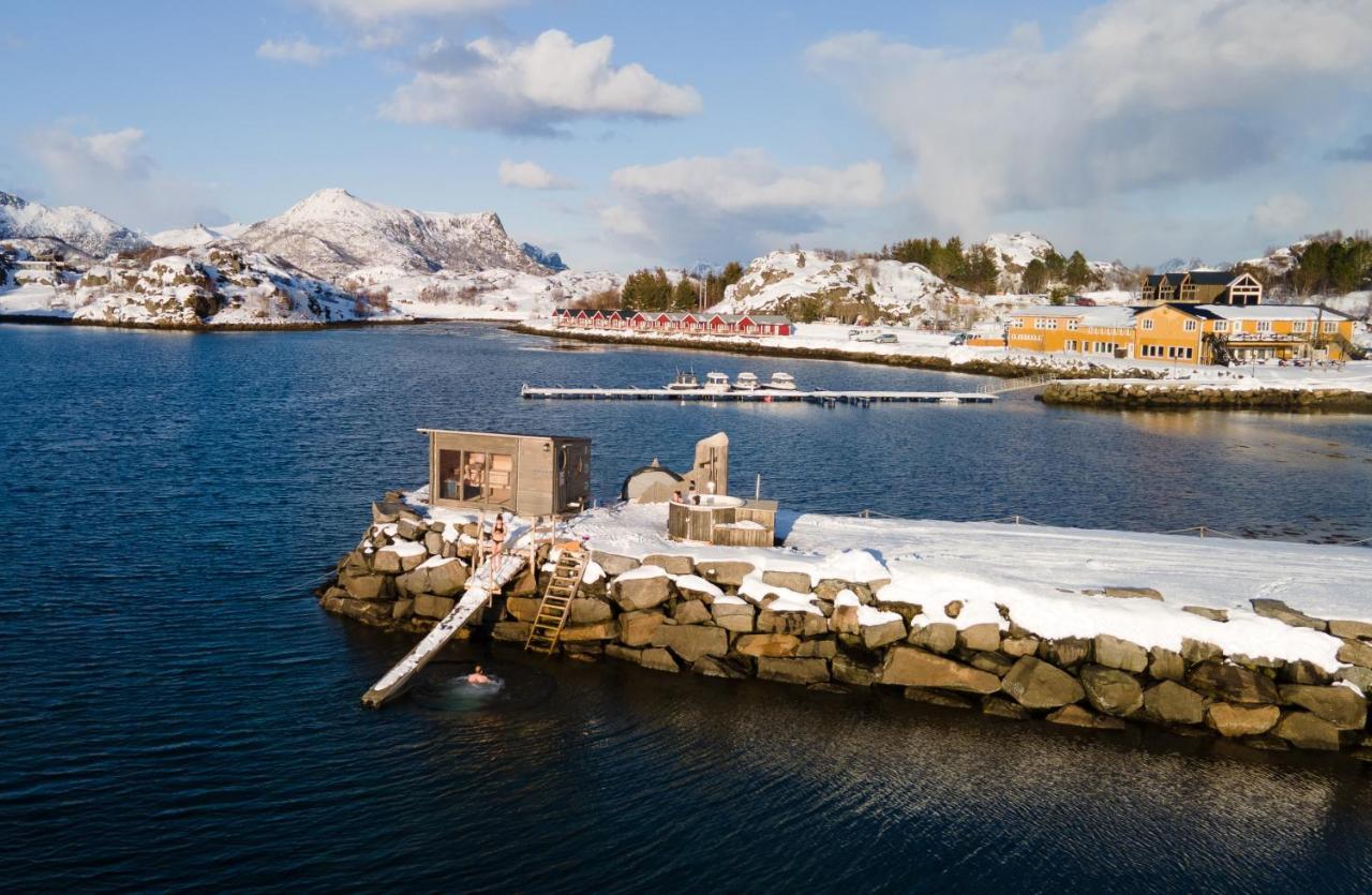 Skarungen - Hotel, Cabins And Camping Kabelvåg Esterno foto