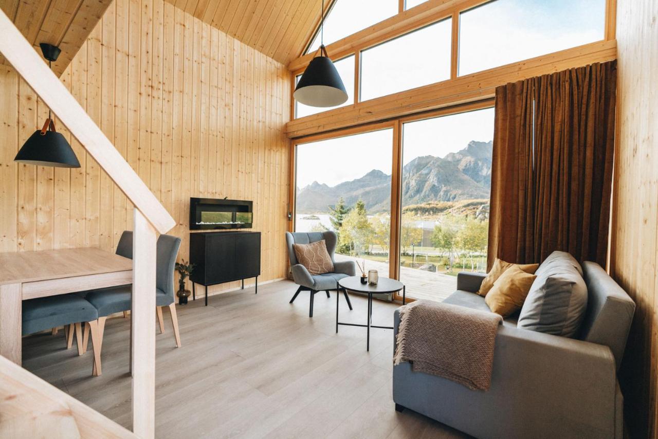 Skarungen - Hotel, Cabins And Camping Kabelvåg Esterno foto