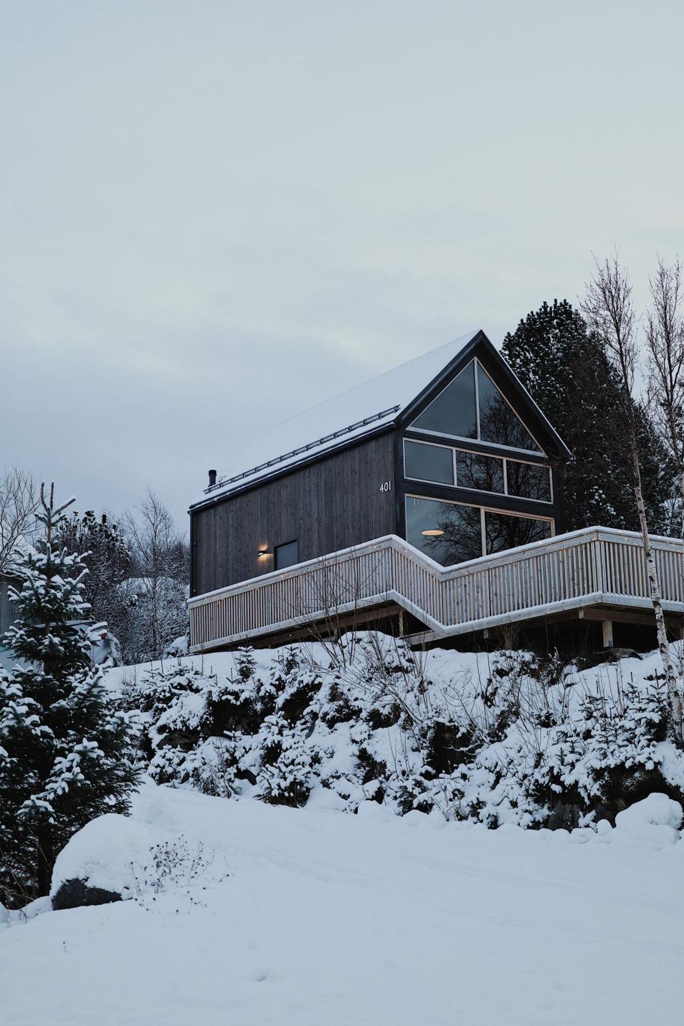 Skarungen - Hotel, Cabins And Camping Kabelvåg Esterno foto